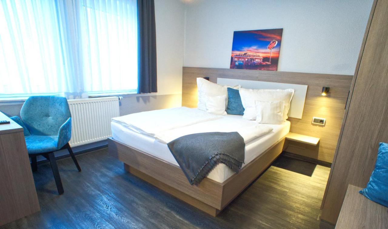 Hotel-Restaurant Fueck Leverkusen Extérieur photo