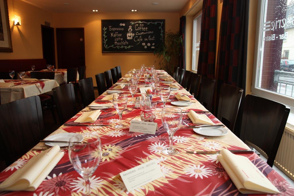 Hotel-Restaurant Fueck Leverkusen Extérieur photo